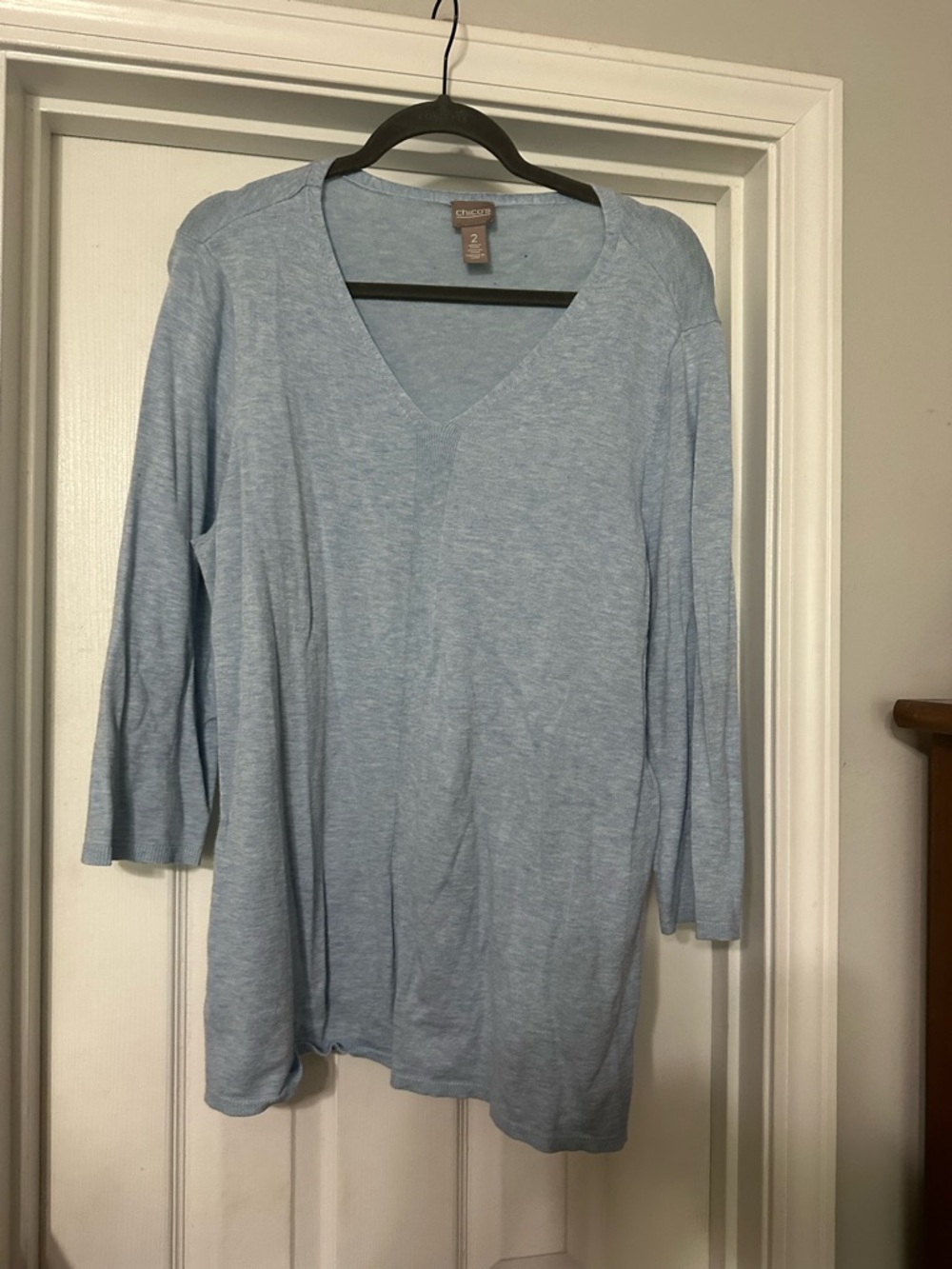 Chico's Light Blue V-Neck Long Sleeve Tee